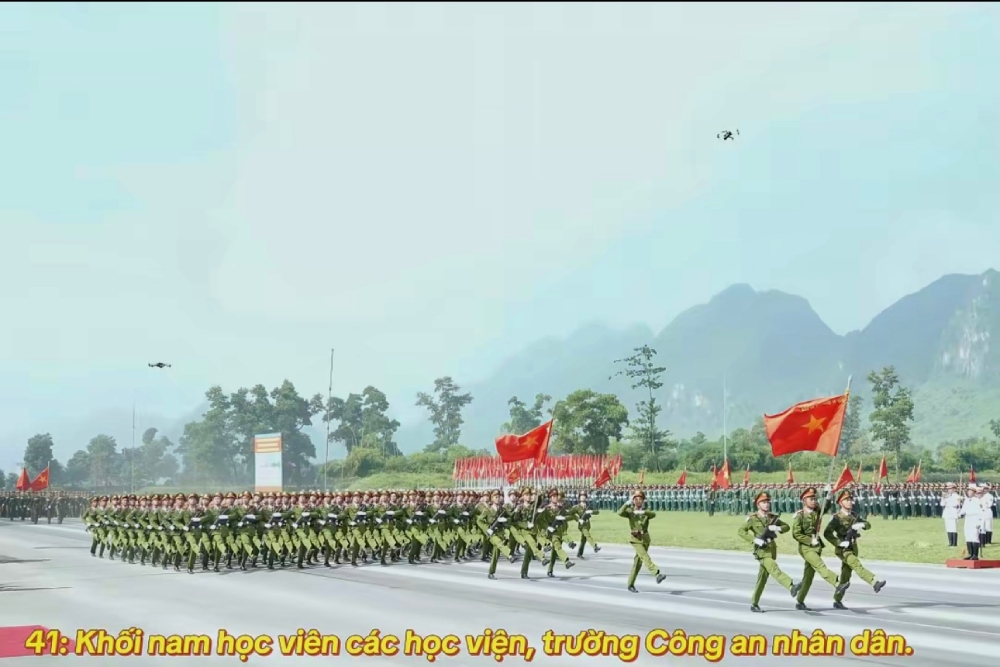 Khối nam học viên các học viện, trường Công an nhân dân